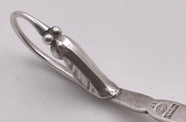 Georg Jensen Hammered Sterling Silver Pea in Pod Sugar Serving Spoon #21