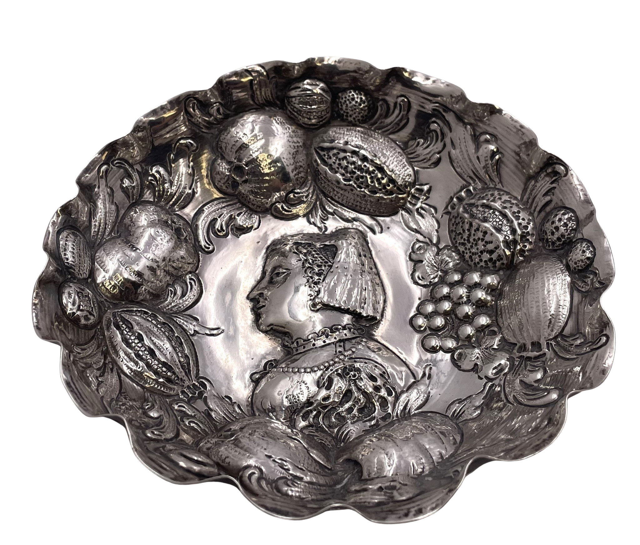 Continental Silver 19th Century Sweet Meat Dish in Augsburg Style with Profile