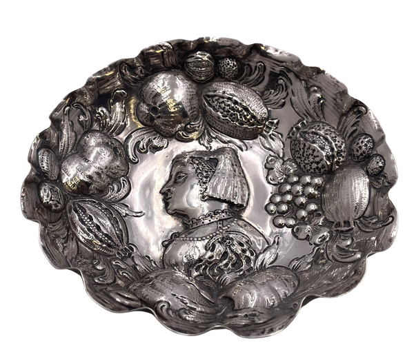 Continental Silver 19th Century Sweet Meat Dish in Augsburg Style with Profile