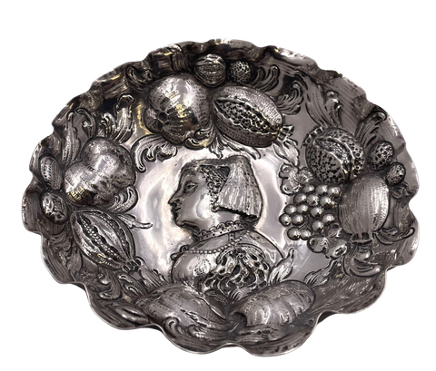 Continental Silver 19th Century Sweet Meat Dish in Augsburg Style with Profile