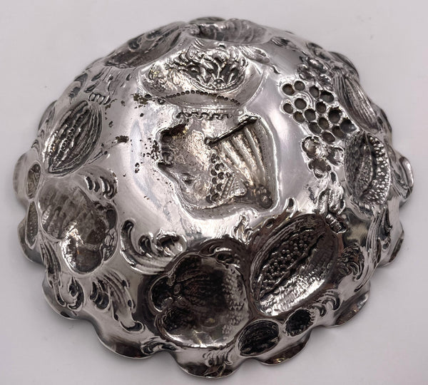 Continental Silver 19th Century Sweet Meat Dish in Augsburg Style with Profile