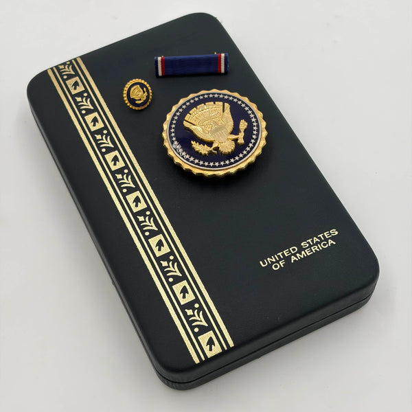 United States of America Set of 2 Medal of Freedom Pins and Lapel
